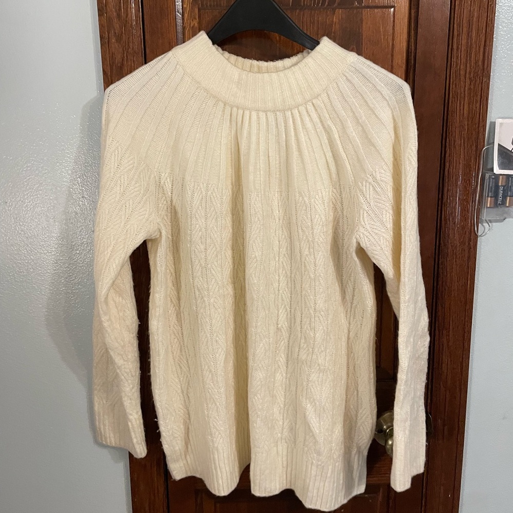SOLD- White cable knit sweater